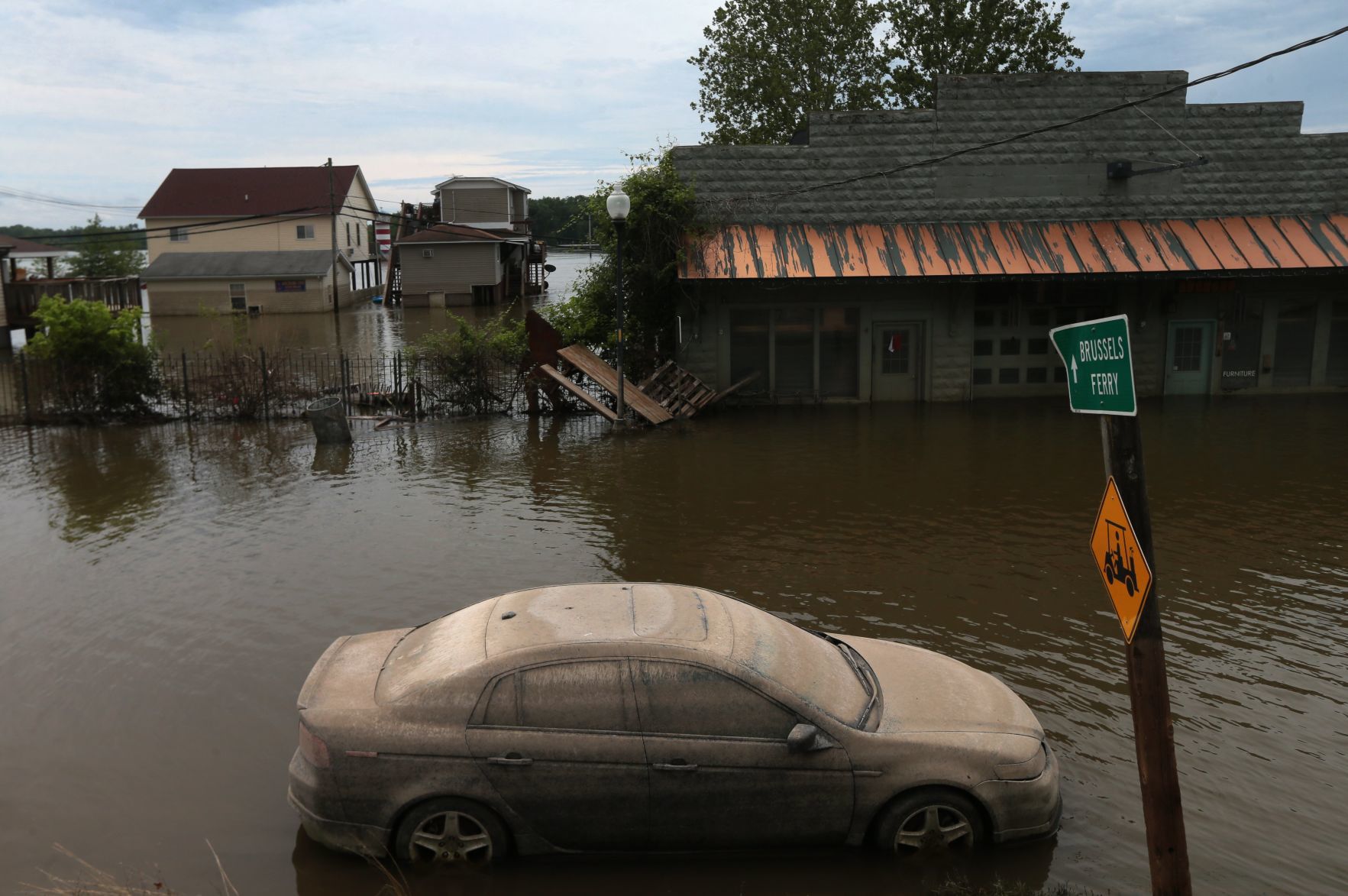 Clean up from the flood starting in Grafton
